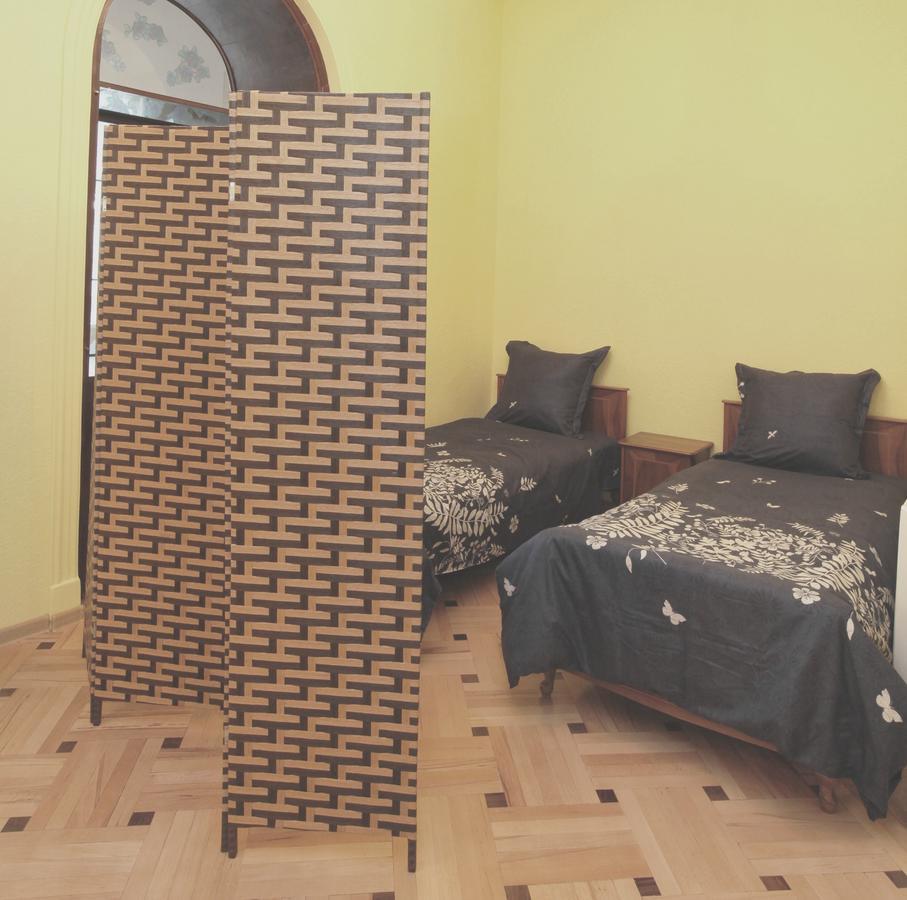 Apartment At Stalin House Tbilisi Exteriör bild